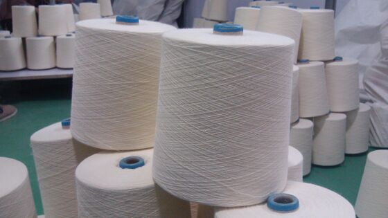 White Yarn Color Lenzing Viscose Yarn 1.5kgs Per Cone Custom Yarn Color Options Tailored for Textile Manufacturing Needs